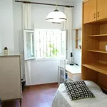 Rent 3 bedroom apartment in Seville