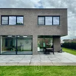 Rent 4 bedroom house of 290 m² in Berchem