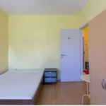 Rent 3 bedroom apartment in Porto