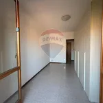 Affitto 5 camera appartamento di 90 m² in Ferrara