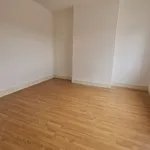 Rent 4 bedroom flat in Wakefield