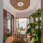 Rent 3 bedroom apartment in Valencia']