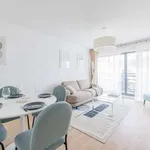 Rent 1 bedroom apartment of 48 m² in paris