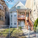 Rent 3 bedroom apartment in Chicago