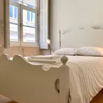 Rent 2 bedroom apartment in Porto