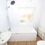 Rent 3 bedroom house in Wakefield