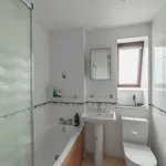 Rent 2 bedroom flat in Aberdeen