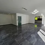 Maison de 970 m² avec 5 chambre(s) en location à Waterloo