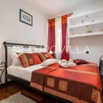 Rent 2 bedroom apartment of 95 m² in Split