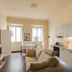 Rent 1 bedroom apartment of 35 m² in Florence