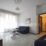 Rent 5 bedroom apartment of 95 m² in Genoa