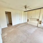 Rent 4 bedroom house in Kirklees
