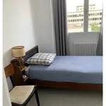 Appartement de 58 m² avec 4 chambre(s) en location à Lyon