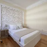 Rent a room in lisbon