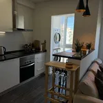 Rent 2 bedroom apartment of 75 m² in lisbon