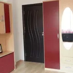 Rent 3 bedroom apartment of 78 m² in Южен