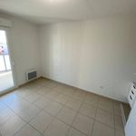 Rent 3 bedroom apartment of 61 m² in Marsillargues