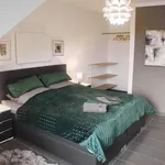 Miete 1 Schlafzimmer wohnung von 678 m² in Troisdorf