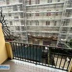 Affitto 2 camera appartamento di 66 m² in Genoa