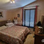 Rent 4 bedroom apartment of 170 m² in Roma