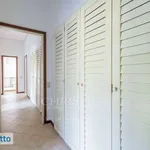 Affitto 4 camera appartamento di 85 m² in Milan