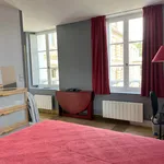 Appartement de 28 m² avec 1 chambre(s) en location à FONTAINEBLEAU