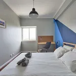 Rent a room in lisbon