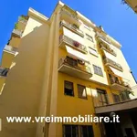 Rent 3 bedroom apartment of 100 m² in Rome