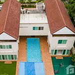 Rent 4 bedroom house of 652 m² in Phuket