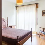 Rent 3 bedroom apartment in Porto