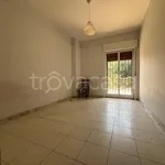 Rent 2 bedroom apartment of 70 m² in Napoli