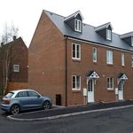 Rent 5 bedroom flat in West Midlands