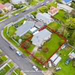 Rent 3 bedroom house in Waitākere Ranges