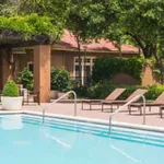 Rent 1 bedroom apartment in Dallas