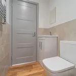 Rent 6 bedroom flat in West Midlands