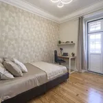 Rent a room in lisbon