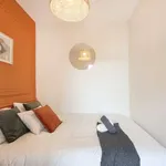 Rent a room in lisbon