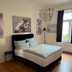 Rent a room of 70 m² in Frankfurt am Main