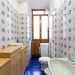 Rent a room in milan