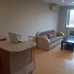 Rent 2 bedroom apartment of 70 m² in Център