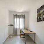 Rent a room of 68 m² in valencia