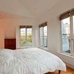 Appartement de 69 m² avec 1 chambre(s) en location à Paris