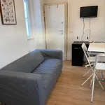 Rent 1 bedroom apartment in Lisbon