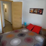 Rent a room in Valencia']