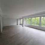 Appartement de 14036 m² avec 4 chambre(s) en location à PARIS