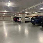 Pronajměte si 3 ložnic/e byt o rozloze 69 m² v Prague