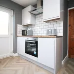 Rent 2 bedroom apartment of 125 m² in Swansea