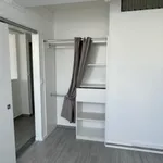 Rent 3 bedroom apartment of 50 m² in Saint Denis