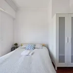 Rent a room in lisbon