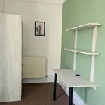 Rent 3 bedroom apartment in Yorkshire And The Humber